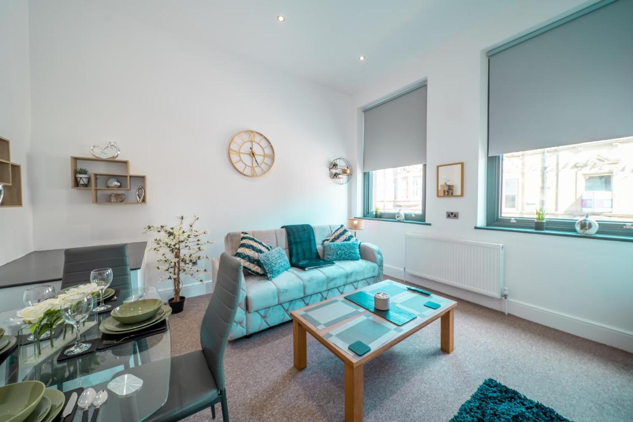 Cozy 1-Bedroom Apartment In The Heart Of Barnsley Town Centre ภายนอก รูปภาพ