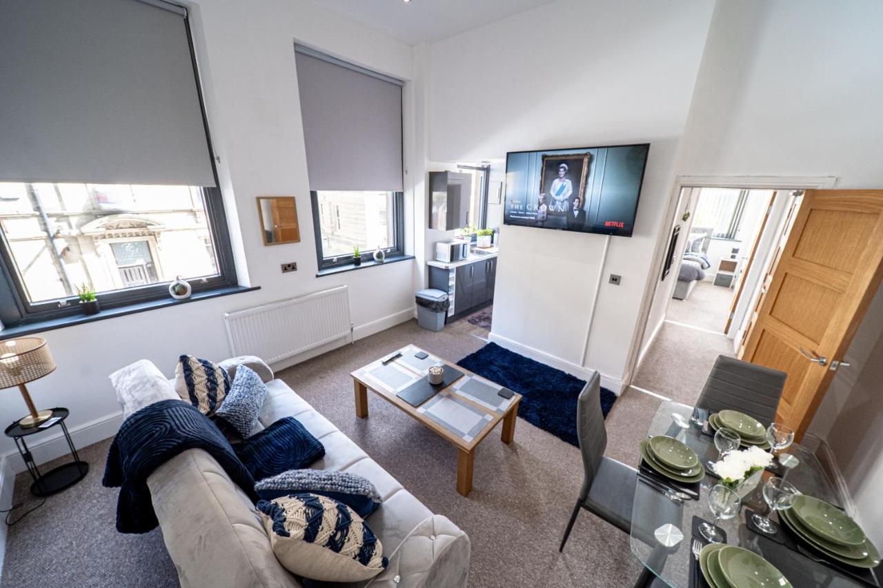 Cozy 1-Bedroom Apartment In The Heart Of Barnsley Town Centre ภายนอก รูปภาพ