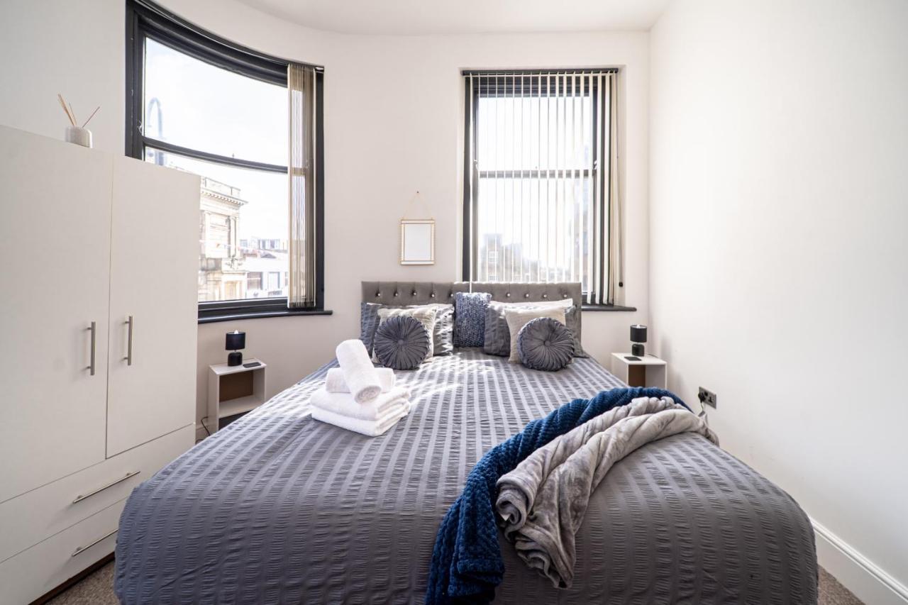 Cozy 1-Bedroom Apartment In The Heart Of Barnsley Town Centre ภายนอก รูปภาพ